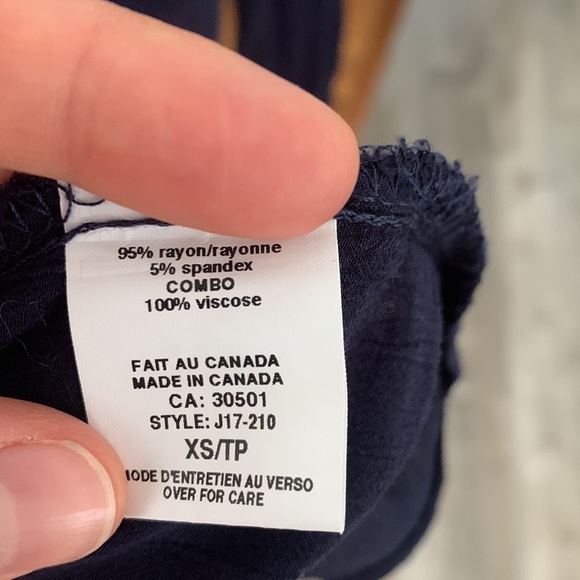 Navy maternity button up xs-med - Picture 3 of 10